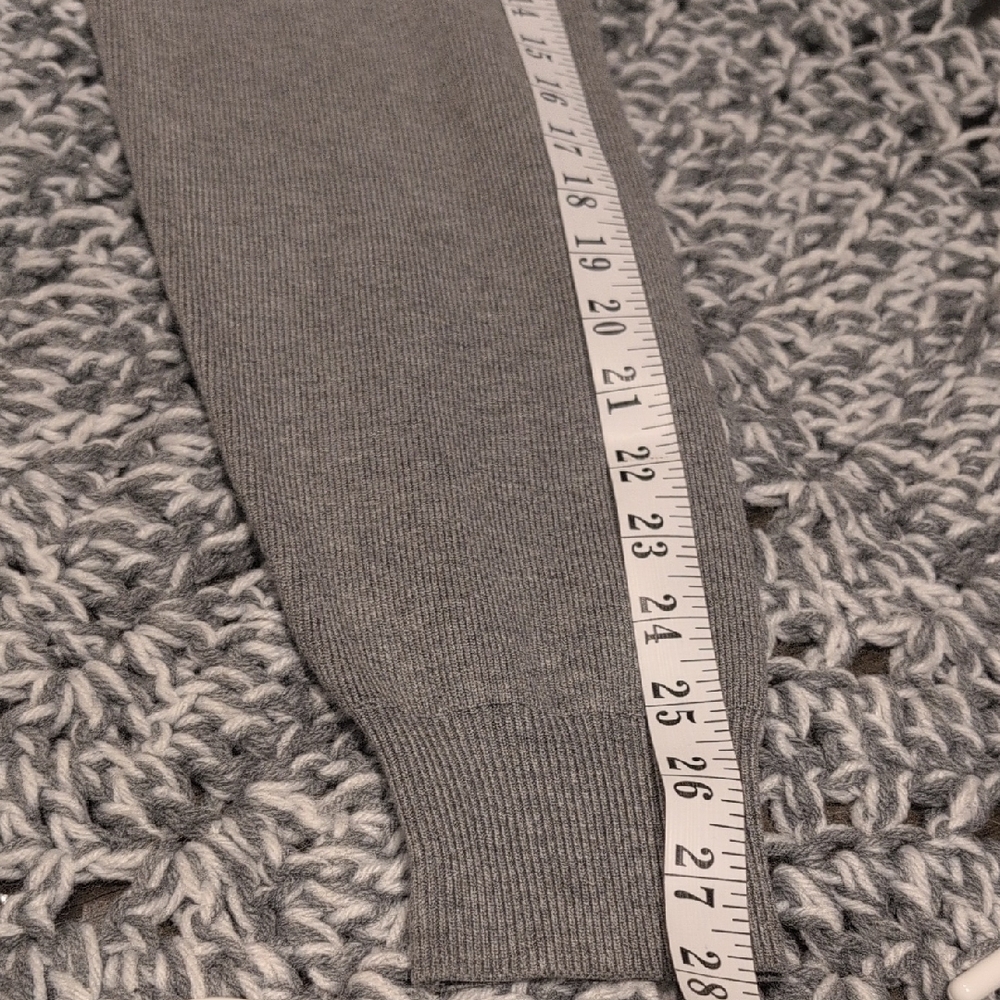 Heather Stone Ribbed Cropped Sweater XS | Soft Knit Lettuce Hem Oversized Sleeve - Picture 7 of 7